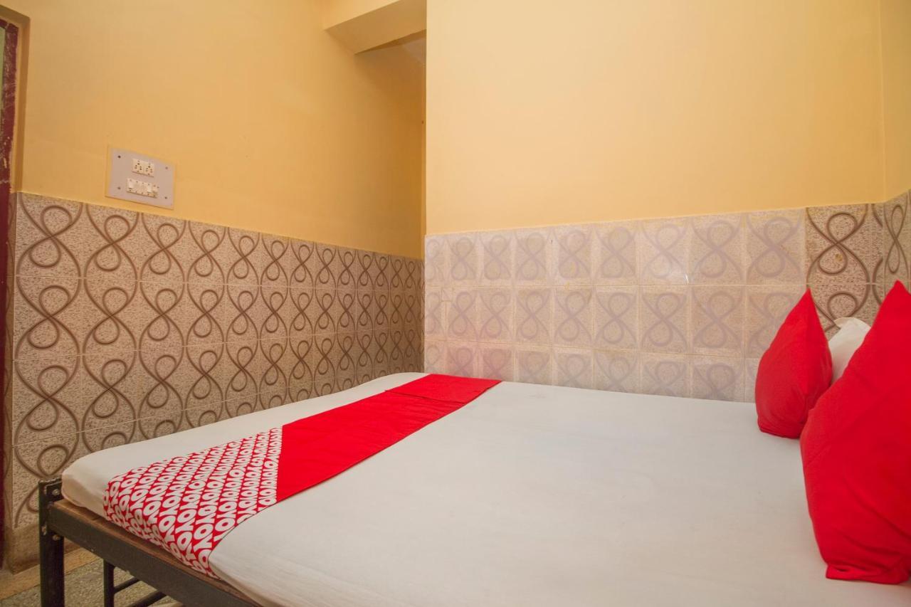 Oyo 63951 Maa Sarada Lodge Siliguri Exterior photo