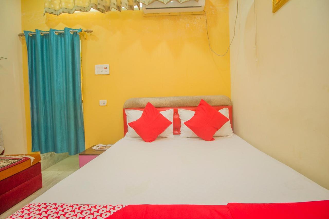 Oyo 63951 Maa Sarada Lodge Siliguri Exterior photo