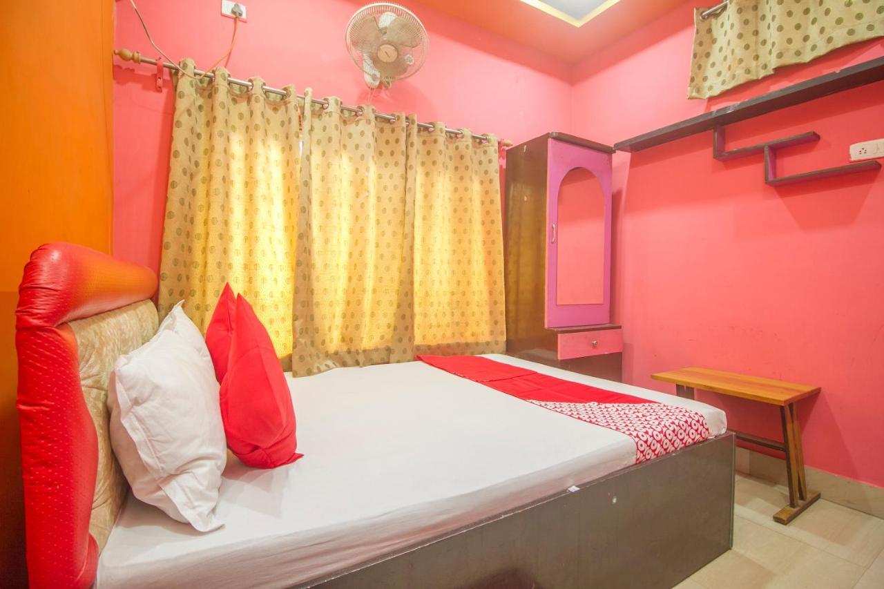 Oyo 63951 Maa Sarada Lodge Siliguri Exterior photo